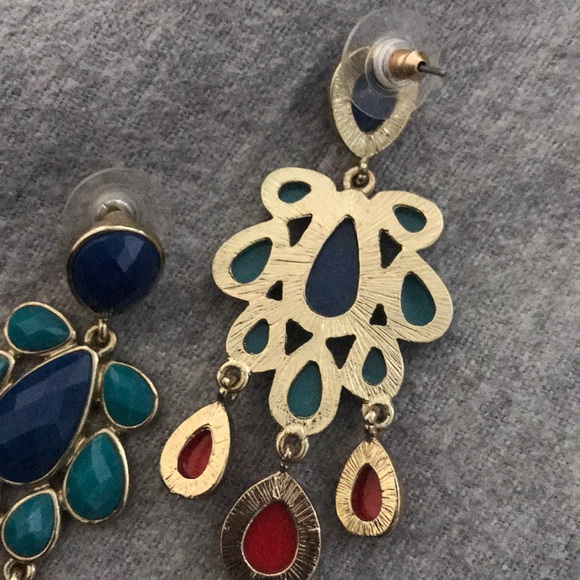 multi-colored statement earrings - Picture 3 of 3